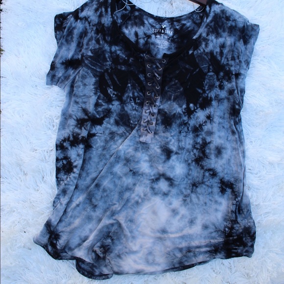 American Eagle Outfitters Tops - AMERICAN EAGLE// Soft + sexy tee